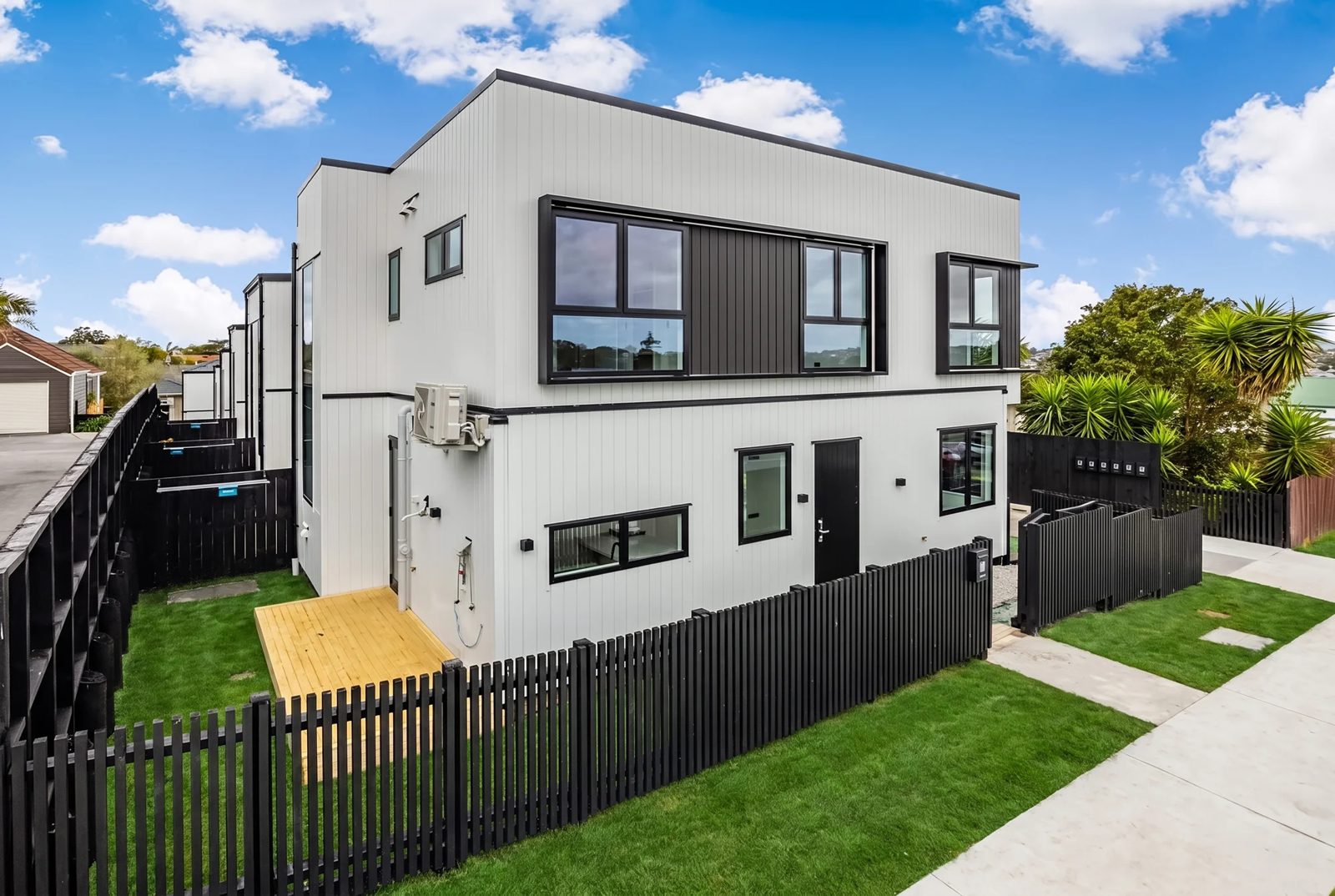 3/10 Vincent Street, Howick, photo 1