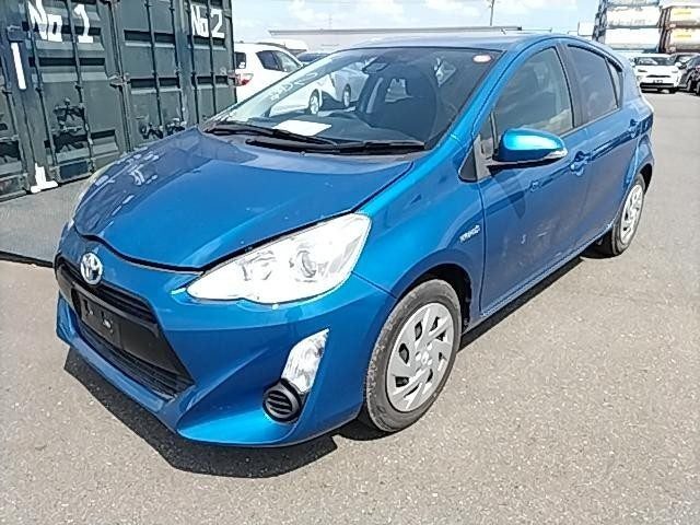 2016 Toyota Aqua S