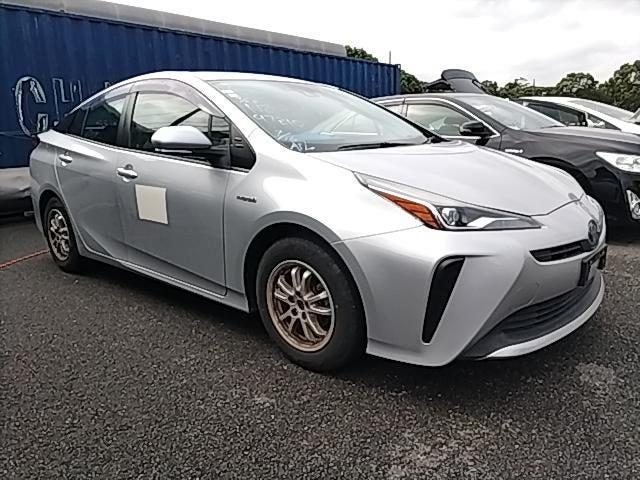 2019 Toyota Prius E