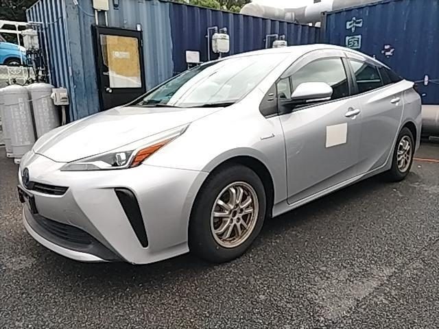 2019 Toyota Prius E, photo 2