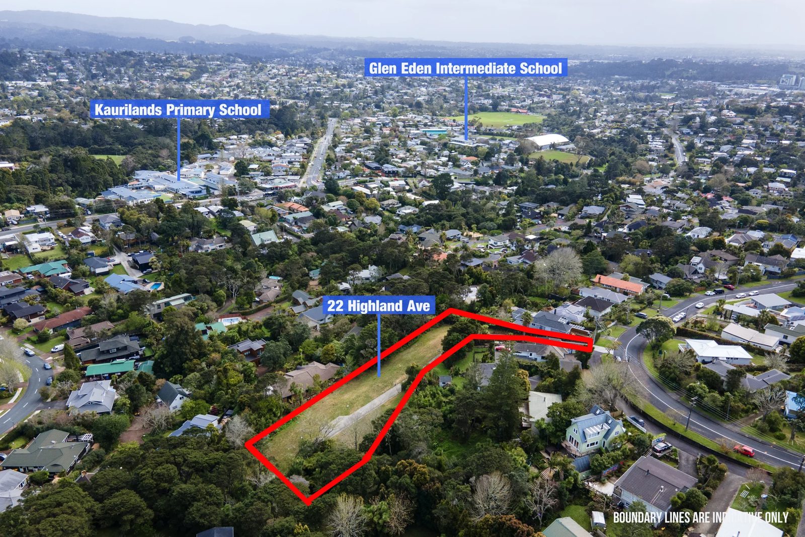 22A, B, D & E Highland Avenue, Titirangi, photo 4