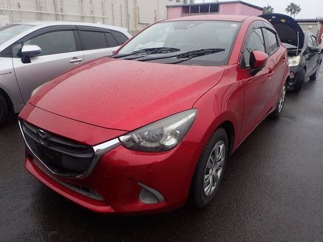 2014 Mazda Demio 13S, photo 2
