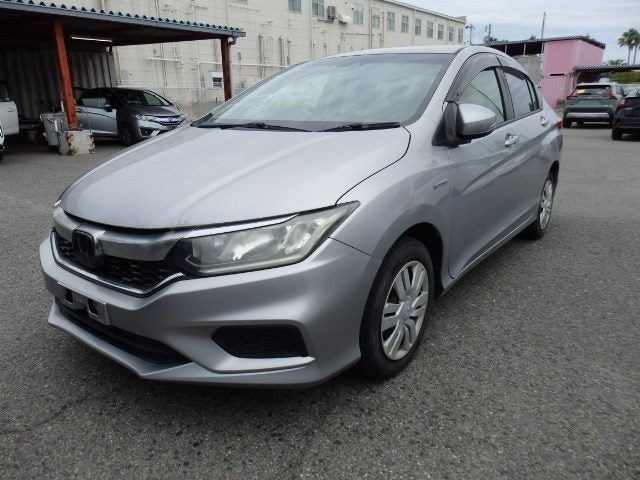 2018 Honda GRACE Hybrid DX, photo 2