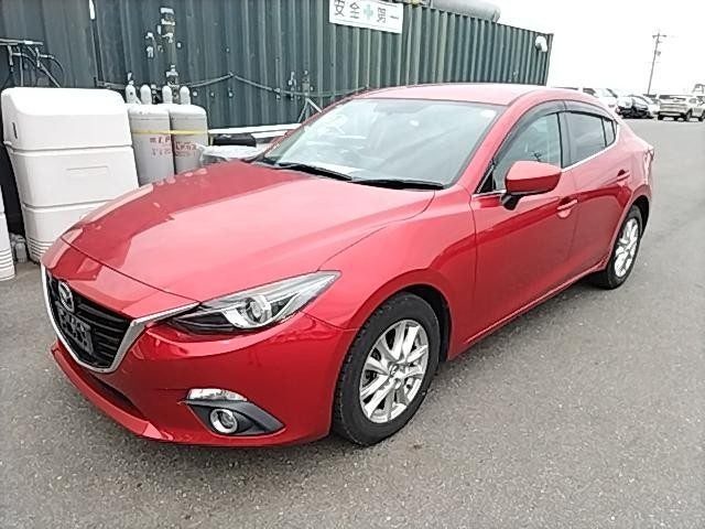 2014 Mazda Axela Hybrid S, photo 2