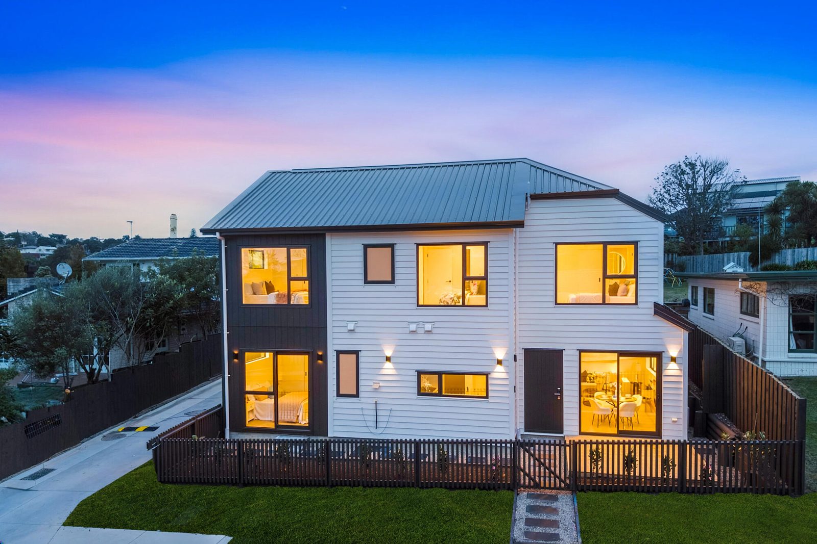 1-4/4 King Richard Place, Browns Bay, photo 1