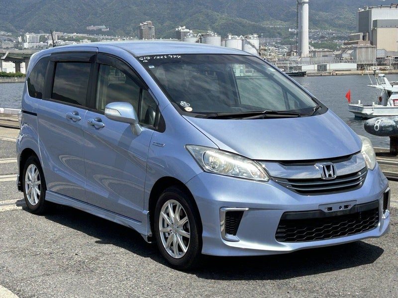 2015 Honda Freed HYBRID JUST SELECTION