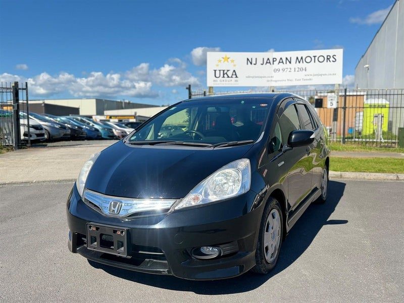 2013 Honda Fit Shuttle, photo 2