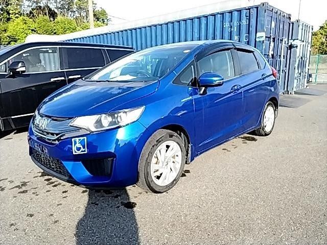 2013 Honda Fit Hybrid, F Package, photo 2