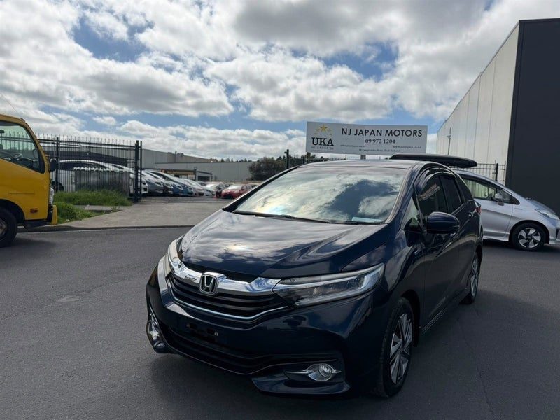 2017 Honda Shuttle HYBRID X, photo 2