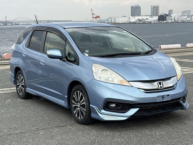 2013 Honda Fit Shuttle Hybrid Smart Selection