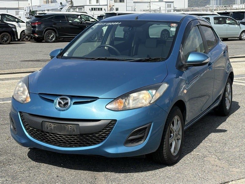 2012 Mazda Demio 13 SKYACTIV, photo 2
