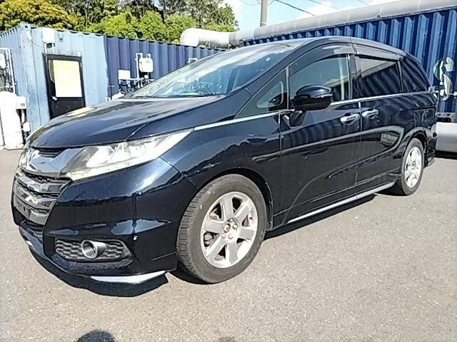 2014 Honda Odyssey Absolute, photo 2