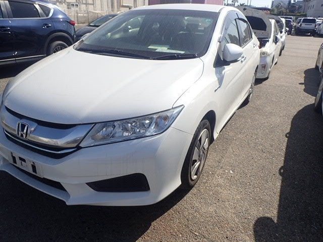 2015 Honda GRACE Hybrid LX, photo 2
