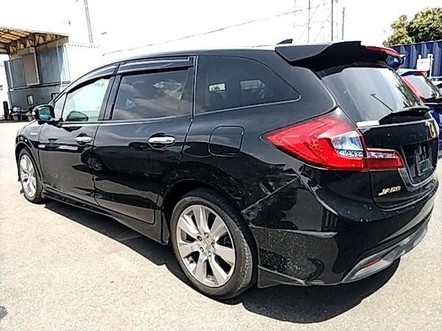2015 Honda Jade 6 Seater | Hybrid X, photo 3