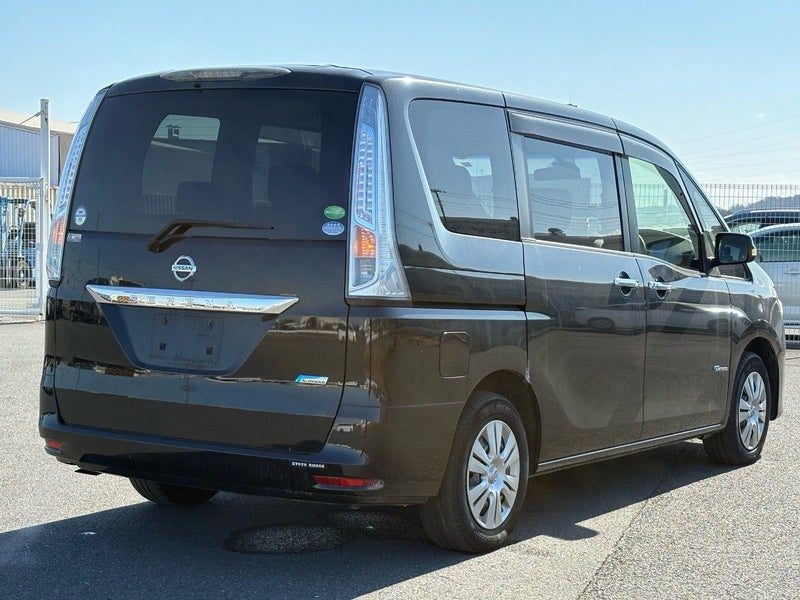 2015 Nissan Serena Hybrid | Push Start, photo 3