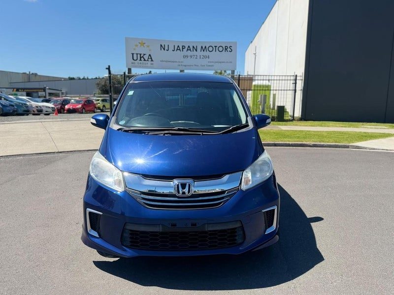 2016 Honda Freed Hybrid | Push Start, photo 3