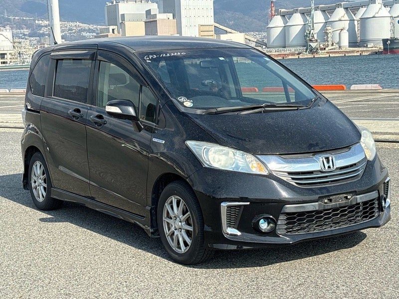 2016 Honda Freed Hybrid | Push Start