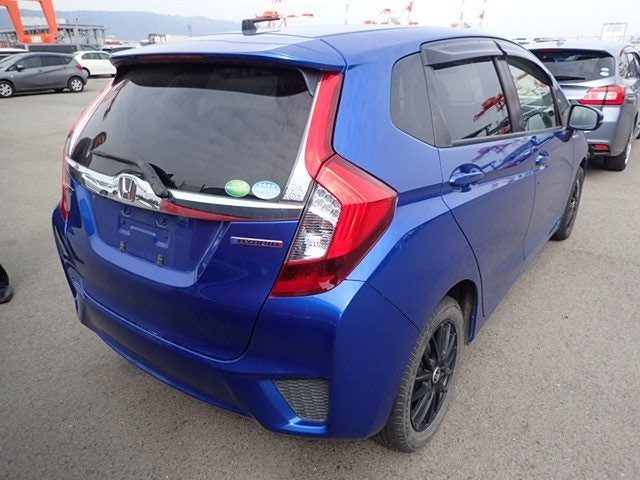 2014 Honda Fit Hybrid, photo 3