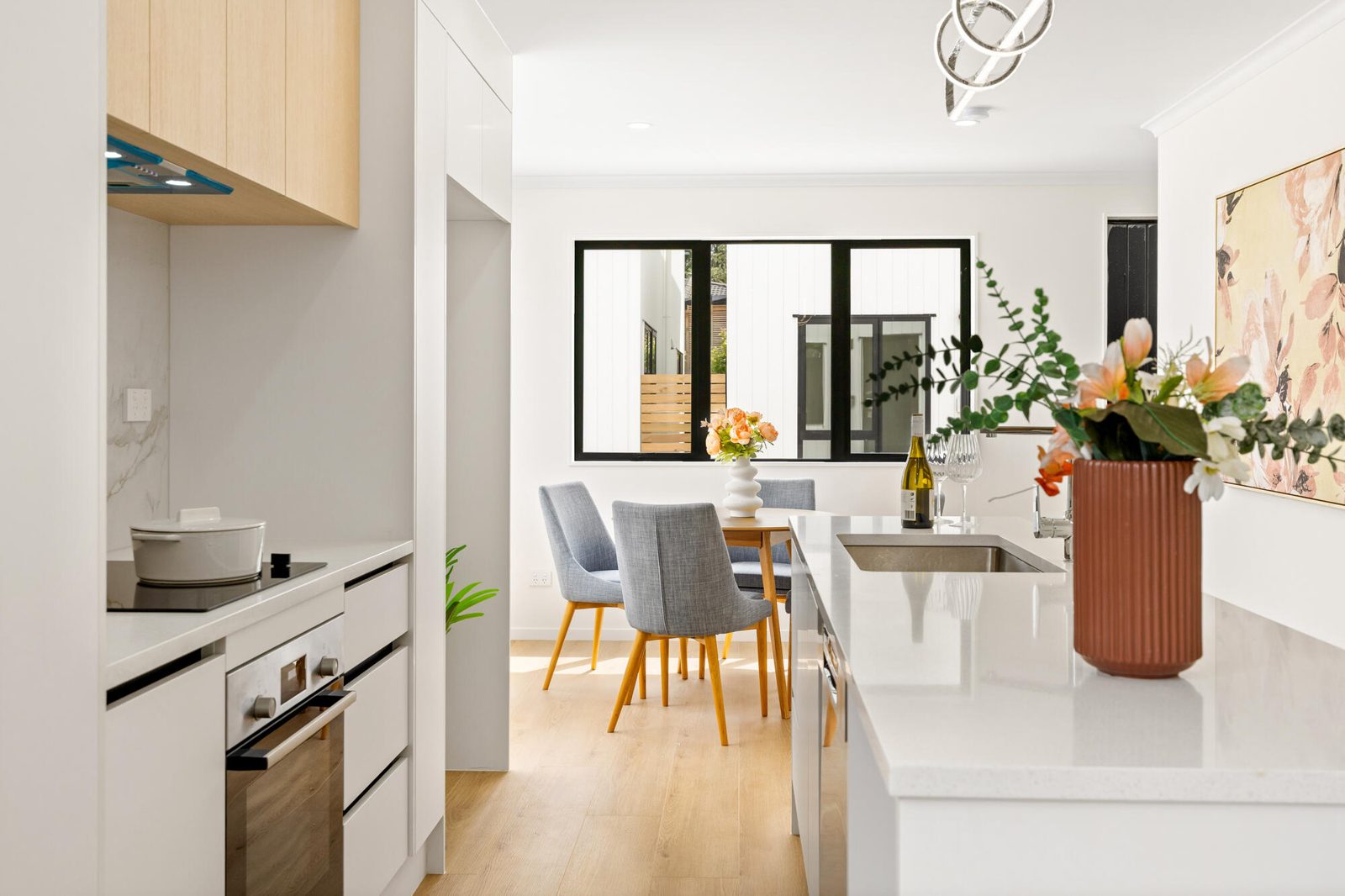 8/113 Beach Road, Te Atatu Peninsula, photo 4