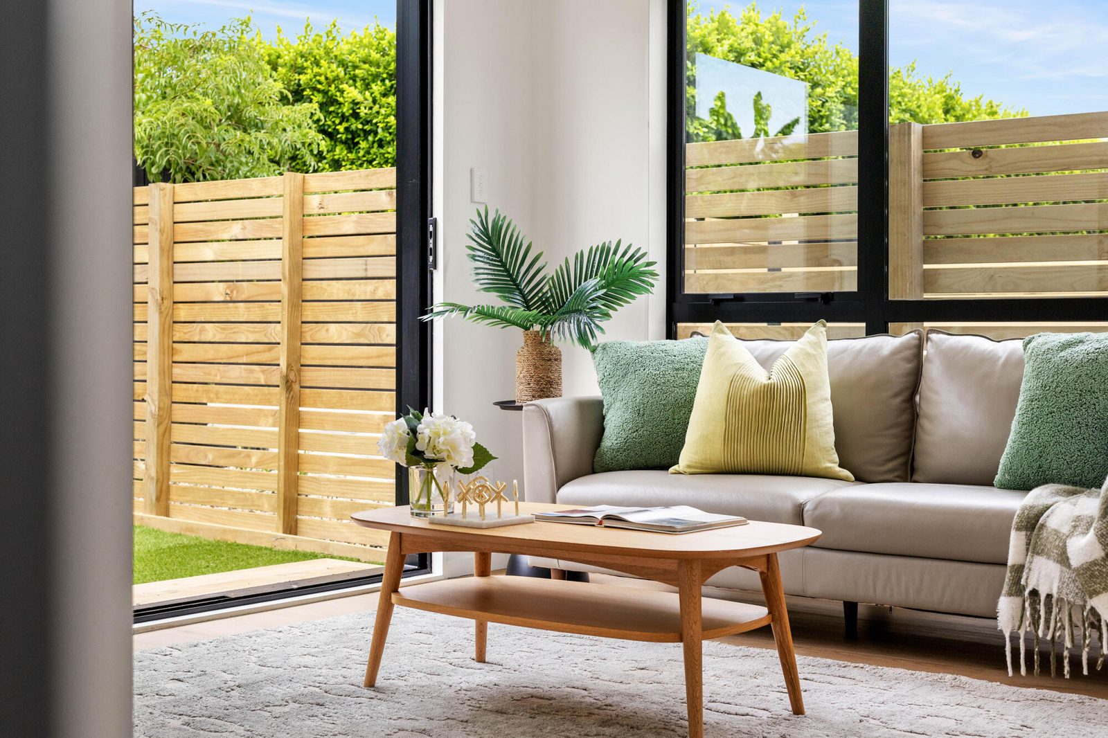 8/113 Beach Road, Te Atatu Peninsula, photo 6