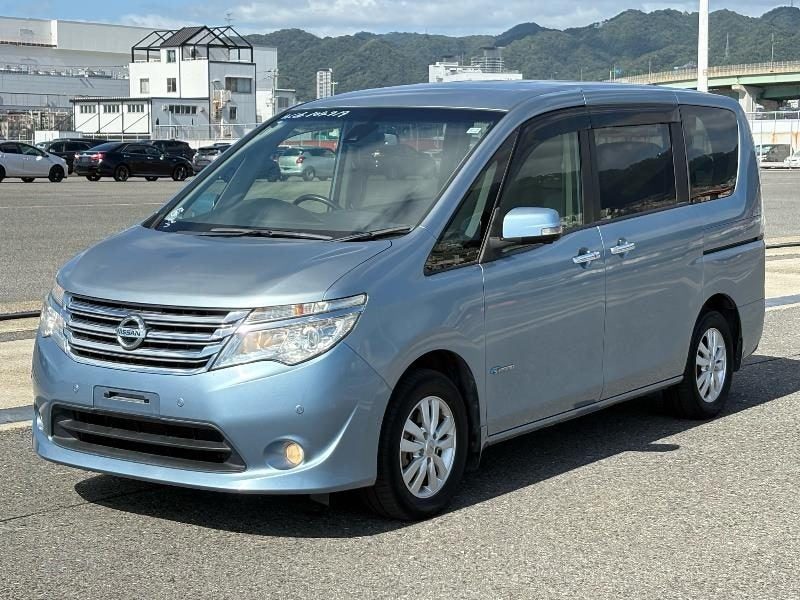 2014 Nissan Serena 8 Seater, photo 3