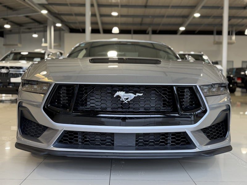 2026 Ford Mustang 5.0L Fastback At 5.0, photo 3