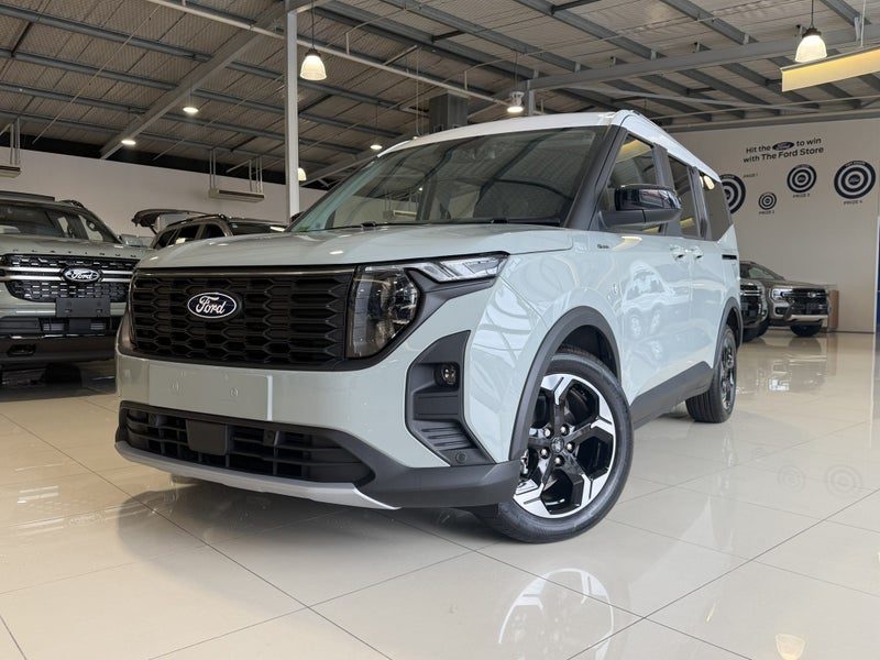 2026 Ford Courier TransitTourneo 1.0P/7At, photo 2