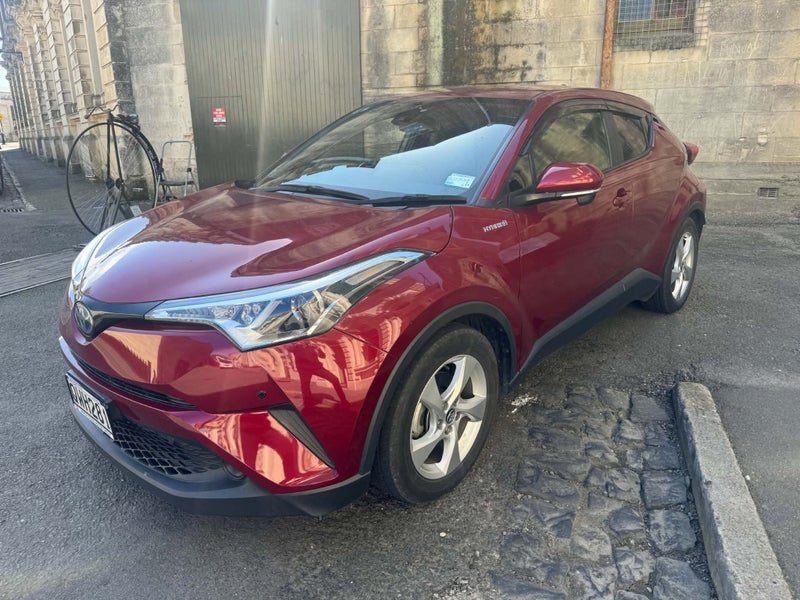 2017 Toyota C-HR S Hybrid, photo 3