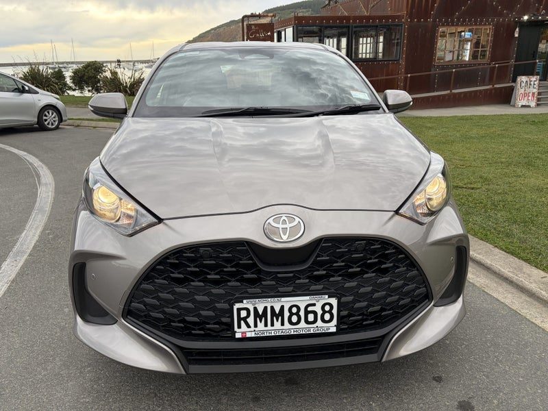 2025 Toyota Yaris GX, photo 2