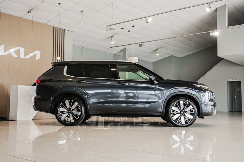 2026 Mitsubishi Outlander VRX 2.5P/CVT, photo 2