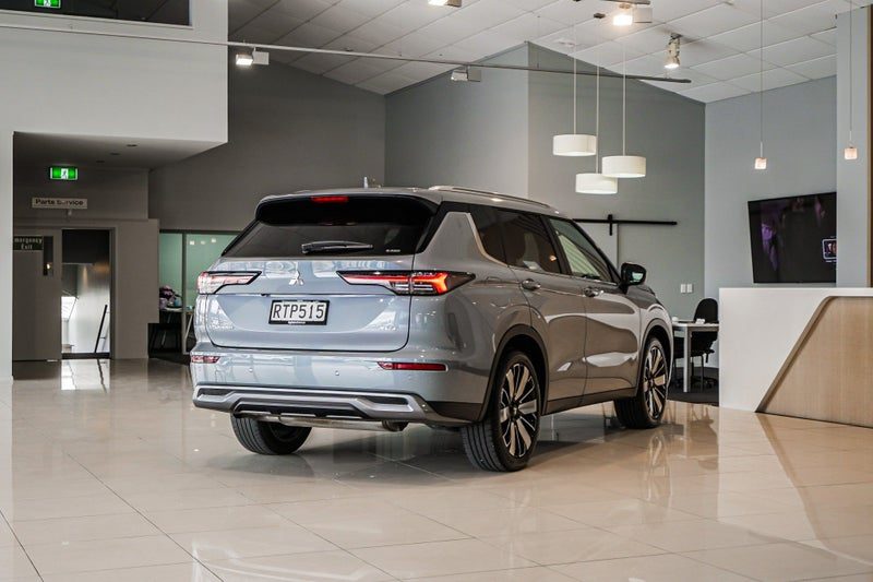 2026 Mitsubishi Outlander XLS 2.5P/4WD/CVT, photo 3