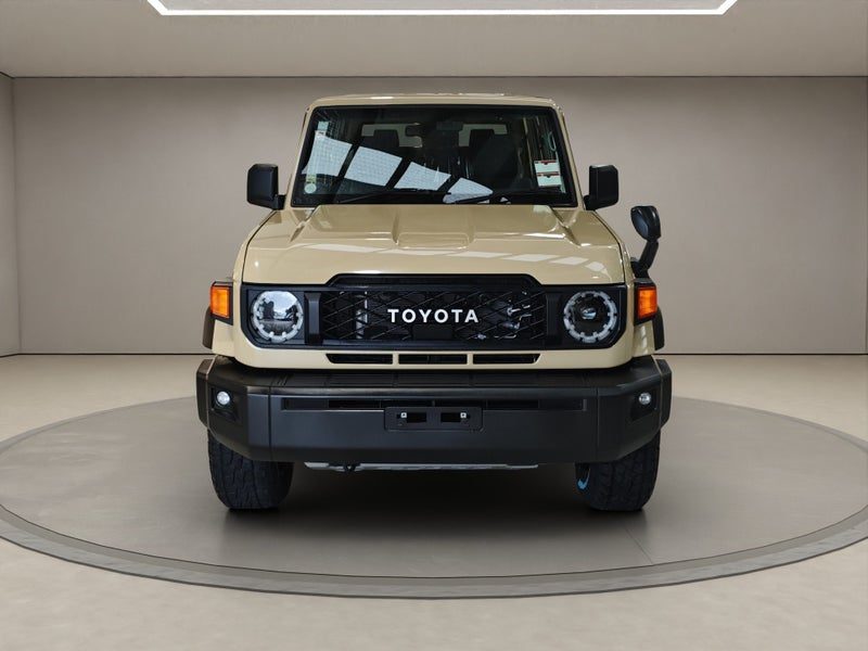 2025 Toyota Land Cruiser 70 2.8L Diesel Turbo 4WD, photo 2