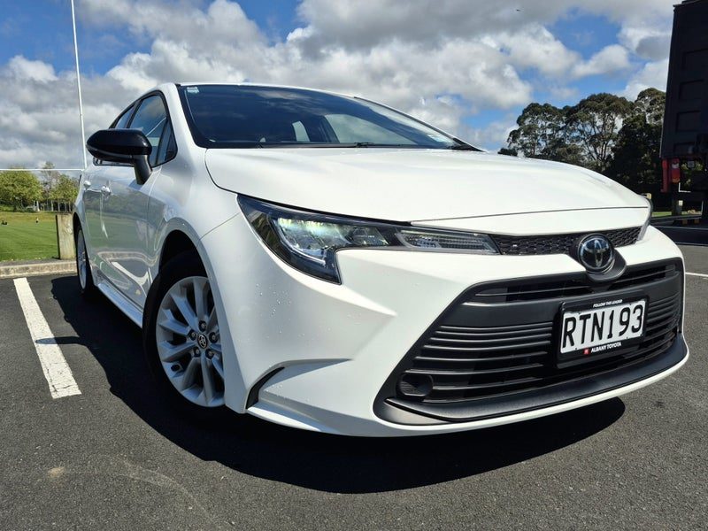 2026 Toyota Corolla GX HEV FWD Wagon, main photo