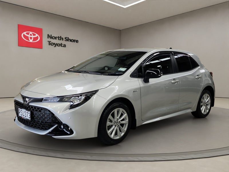 2026 Toyota Corolla SX 1.8L Hybrid FWD Hatchback, photo 3