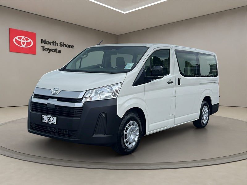 2025 Toyota Hiace ZR 2.8L Diesel Turbo RWD Van, photo 3