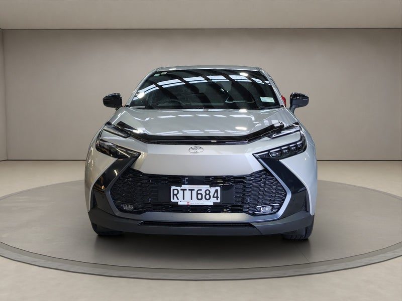 2026 Toyota C-HR GXL, photo 2