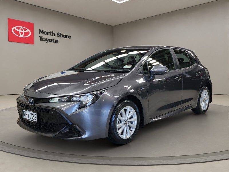 2025 Toyota Corolla GX 1.8L Hybrid FWD Hatchback, photo 3