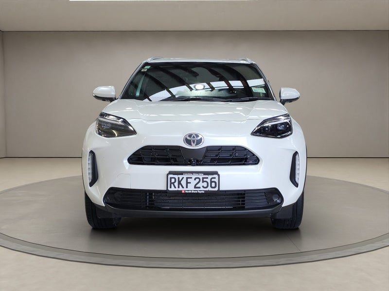 2025 Toyota Yaris Cross Limited, photo 2