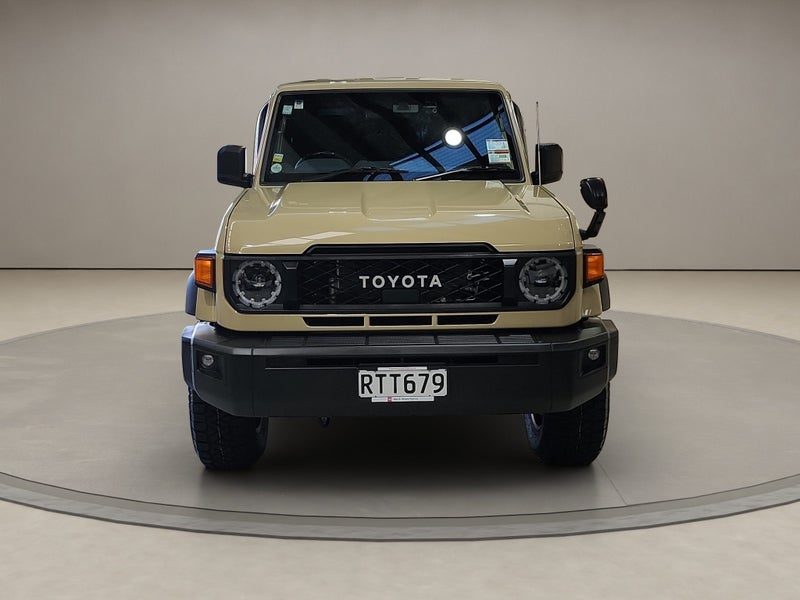 2025 Toyota Land Cruiser 70 2.8L Diesel Turbo 4WD, photo 2