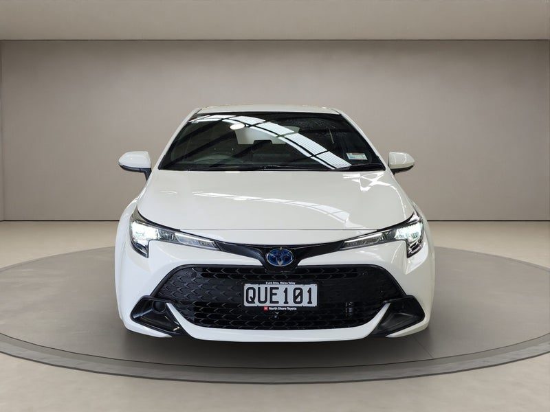 2024 Toyota Corolla GX 1.8L Hybrid FWD Hatchback, photo 2