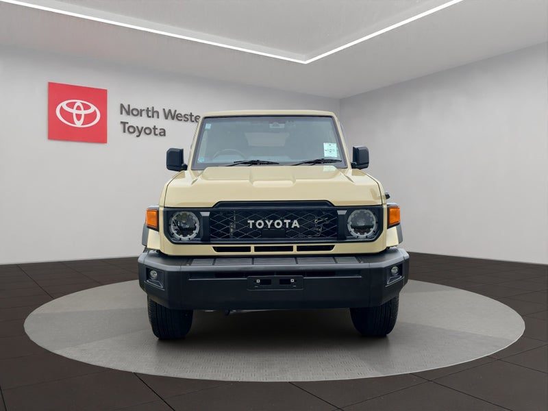 2025 Toyota Land Cruiser 70 2.8L Diesel Turbo 4WD, photo 2