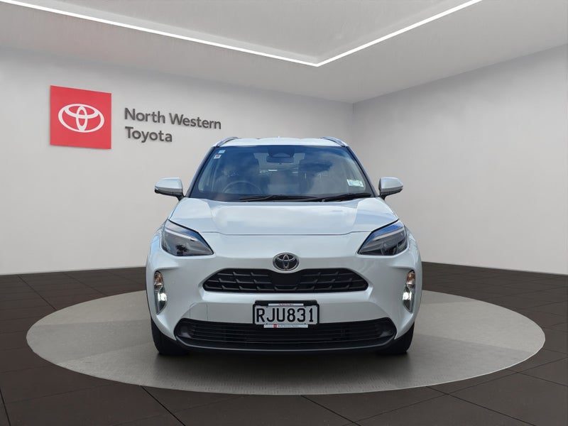 2025 Toyota Yaris Cross GX, photo 2