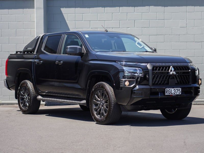 2025 Mitsubishi Triton DC WS 2.4D GLXS 4WD 6AT
