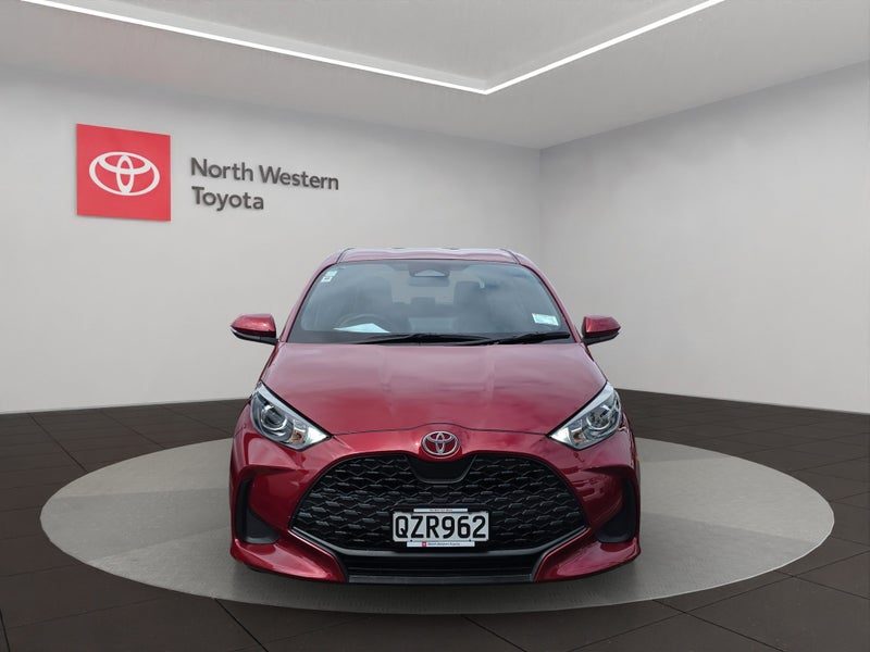 2024 Toyota Yaris GX 1.5, photo 2