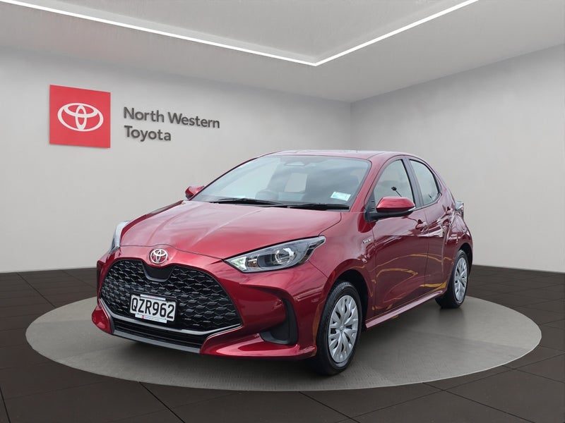 2024 Toyota Yaris GX 1.5, photo 3
