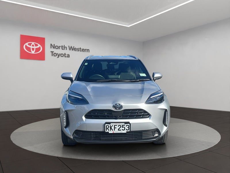 2025 Toyota Yaris Cross Limited, photo 2