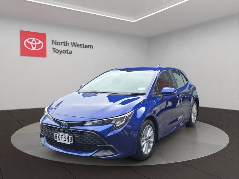 2025 Toyota Corolla GX 1.8L Hybrid FWD Hatchback, photo 3