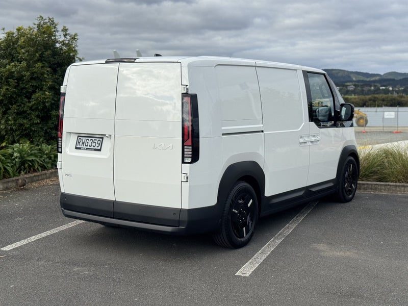 2026 Kia PV5 Cargo 6Dr 71Kwh EV, photo 3
