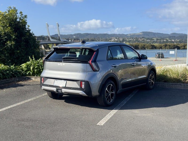 2026 Kia Niro Light 1.6 HEV 6 speed auto, photo 3