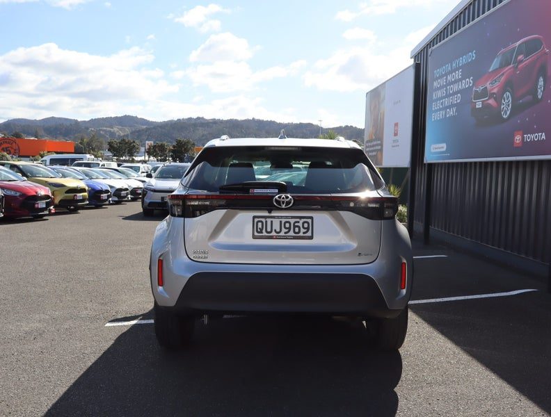 2024 Toyota Yaris Cross GX, photo 3